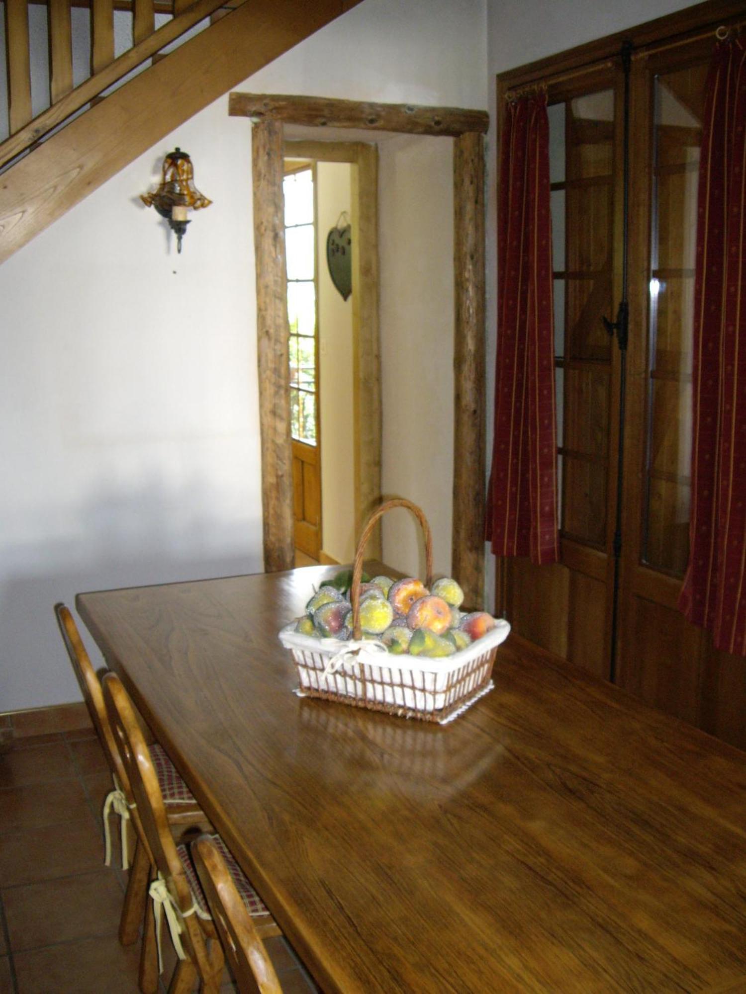 Chambres d'Hôtes Les Pierres Taillées Thénésol Extérieur photo