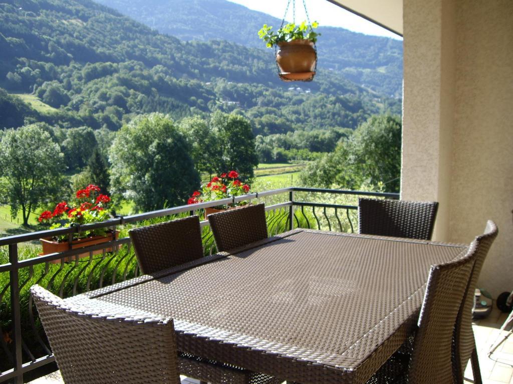 Chambres d'Hôtes Les Pierres Taillées Thénésol Extérieur photo
